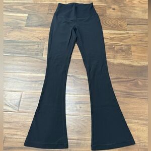 Lululemon Align High-rise Mini fared black pants sz. 6